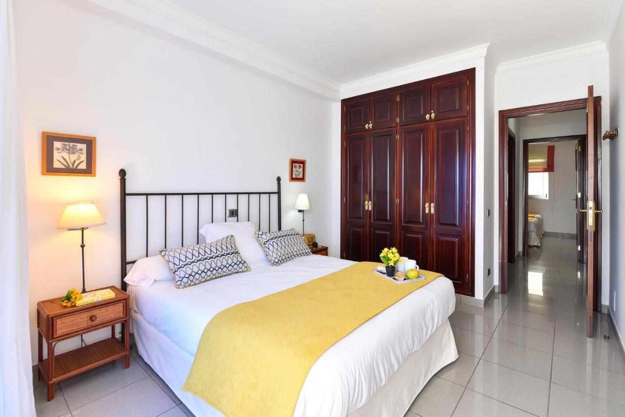Luxury Beachfront Mogan Puerto De Mogan Exterior photo